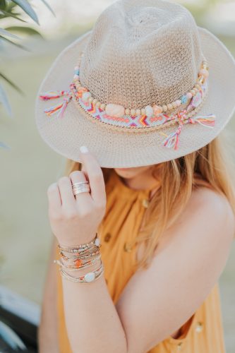 Marie K Chapeau Hypnochic Bague Jeh Bracelet Lo et Ma