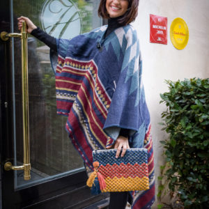 Marie K Poncho et pochette Wild by Amenapih