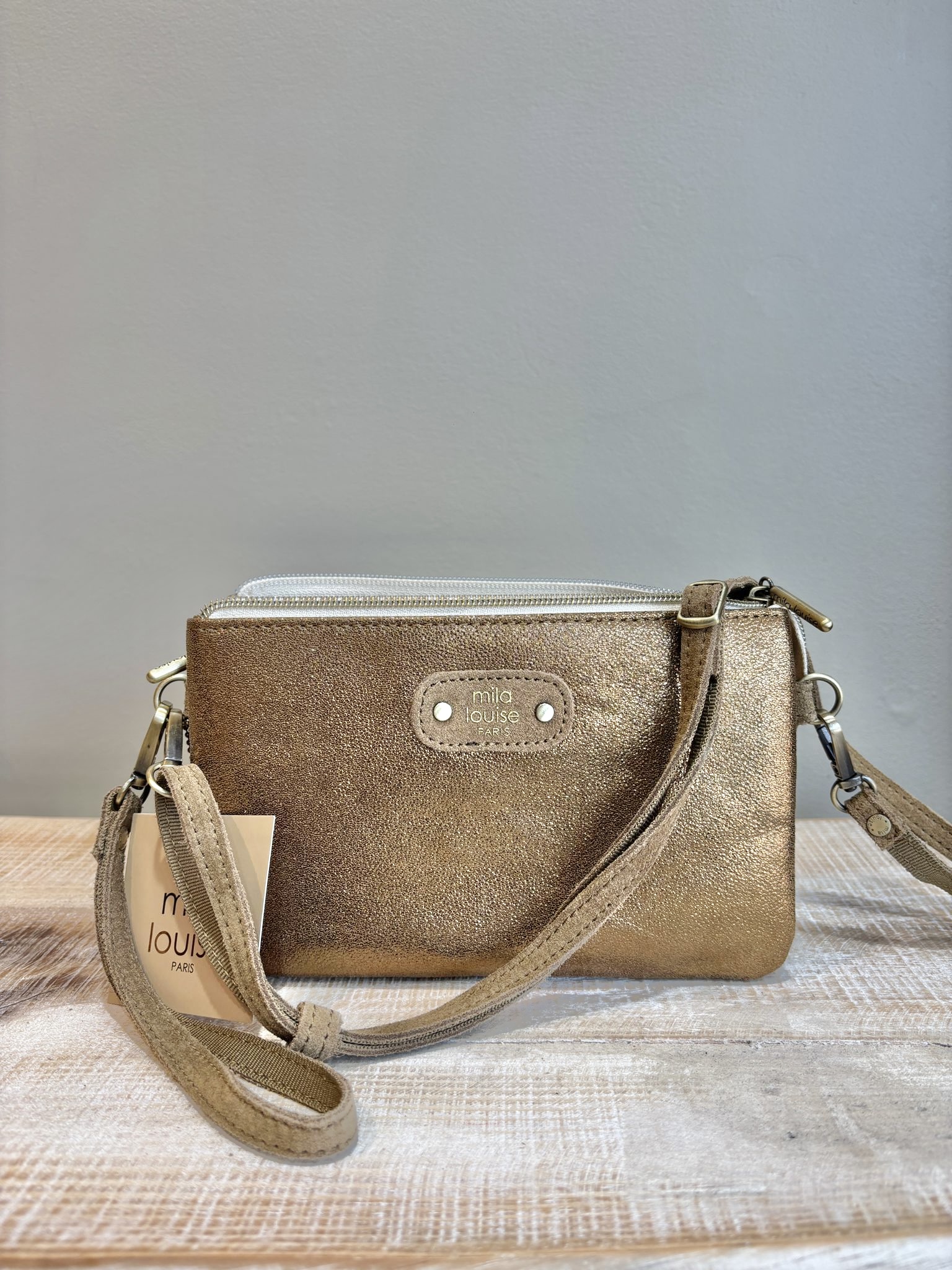 pochette-mira-bronze